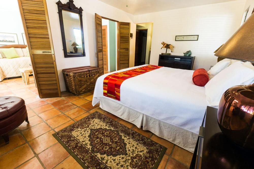 Hotel Hacienda Tamarindo Vieques Esterno foto