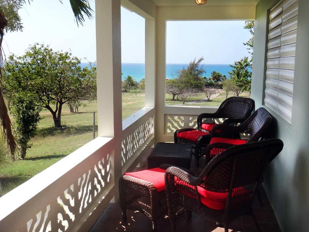 Hotel Hacienda Tamarindo Vieques Esterno foto