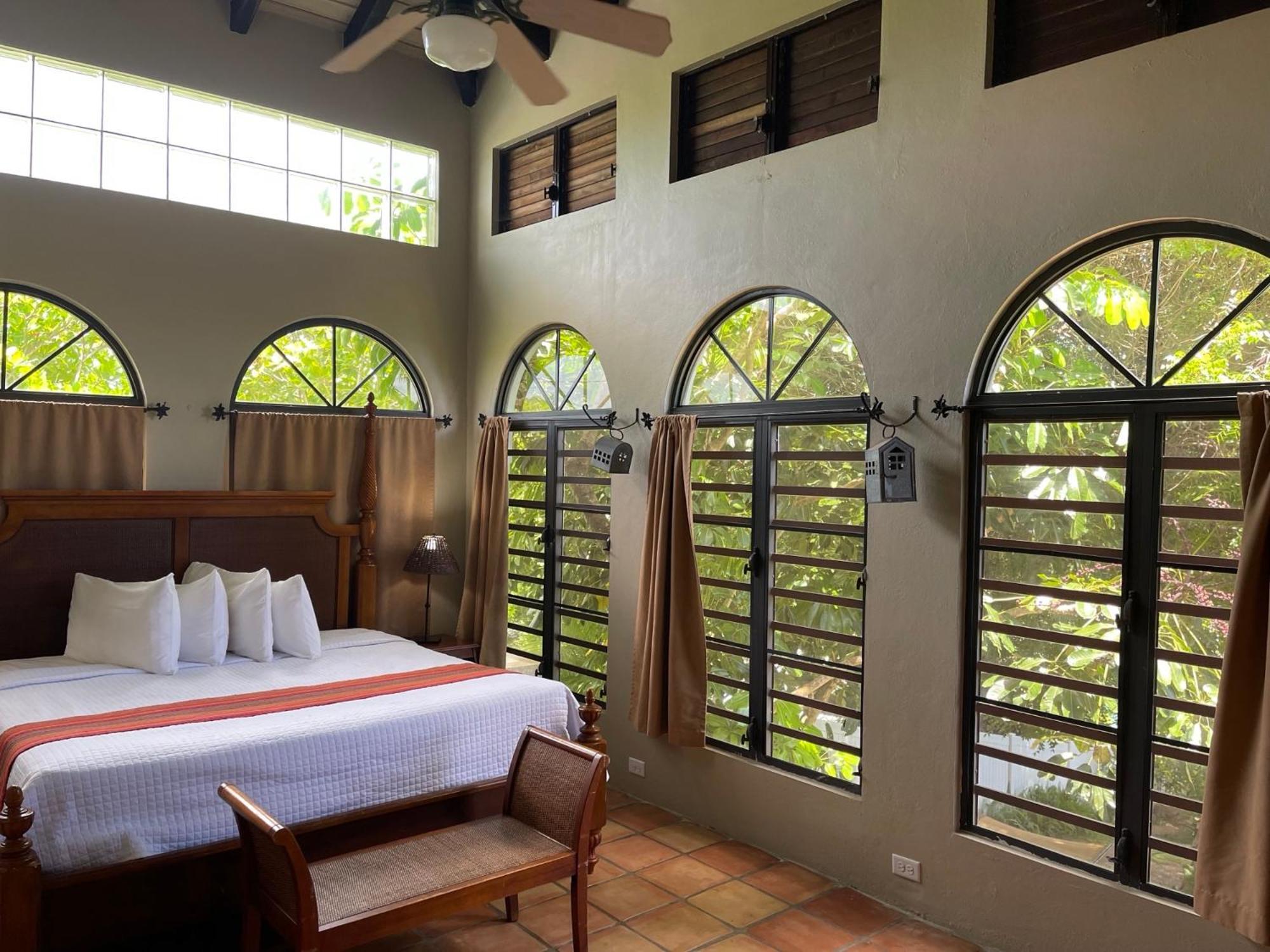 Hotel Hacienda Tamarindo Vieques Esterno foto